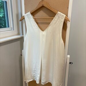 Theory White Sleeveless V-Neck Ribbed Knit Top